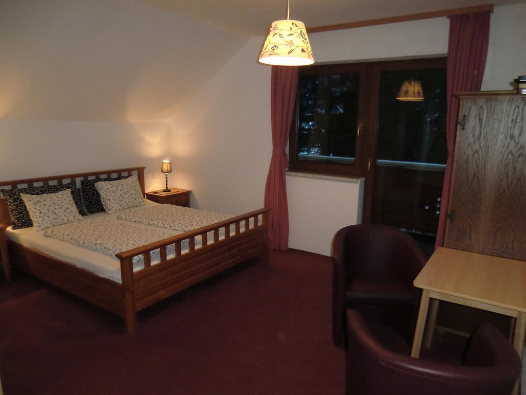 Bed and Breakfast Haus Rye Obertraun Zimmer foto